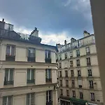 Appartement Parisien 2 Pieces